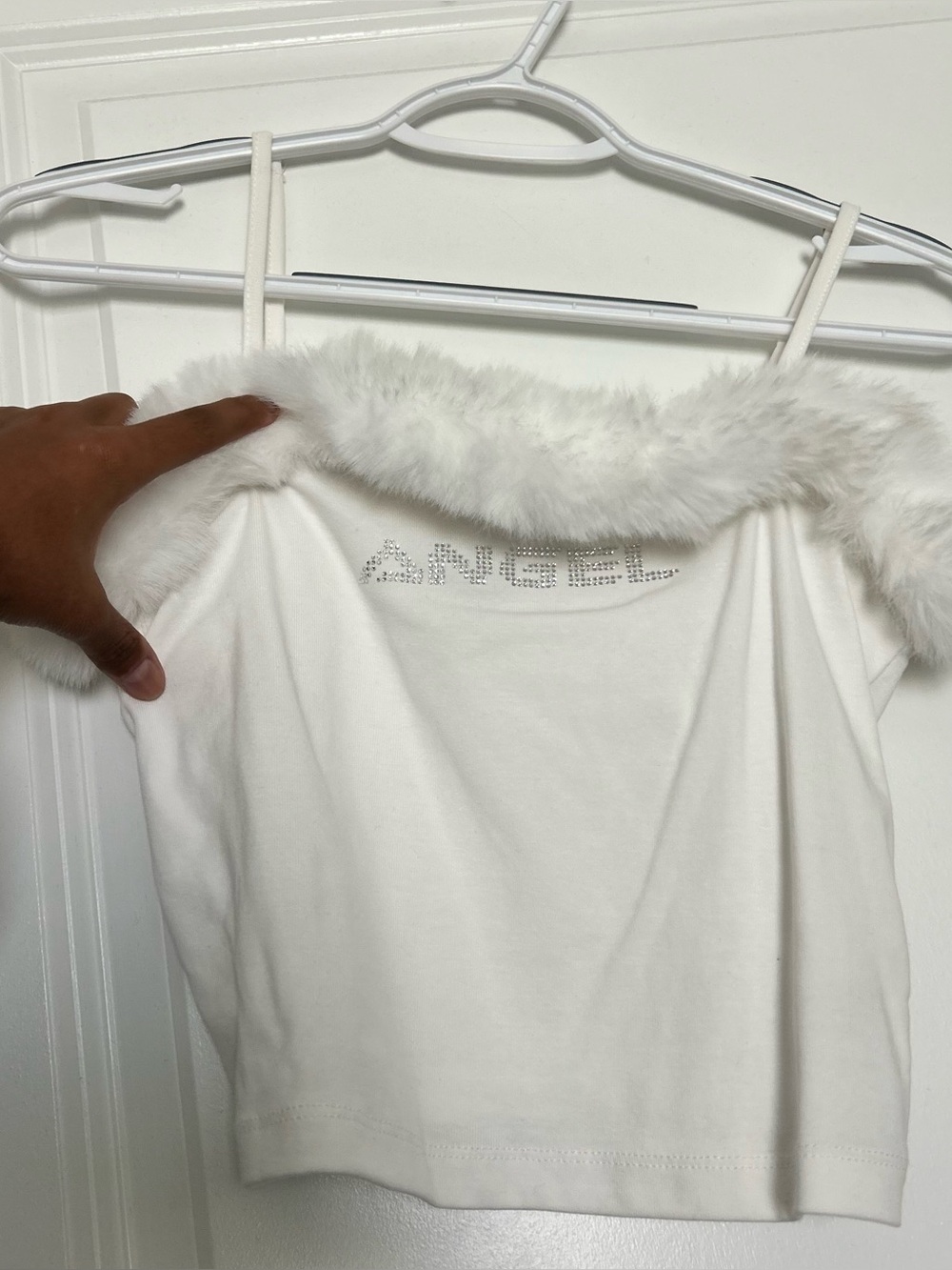 NWOT (M) Forever 21 Y2K White “Angel” Crop Top